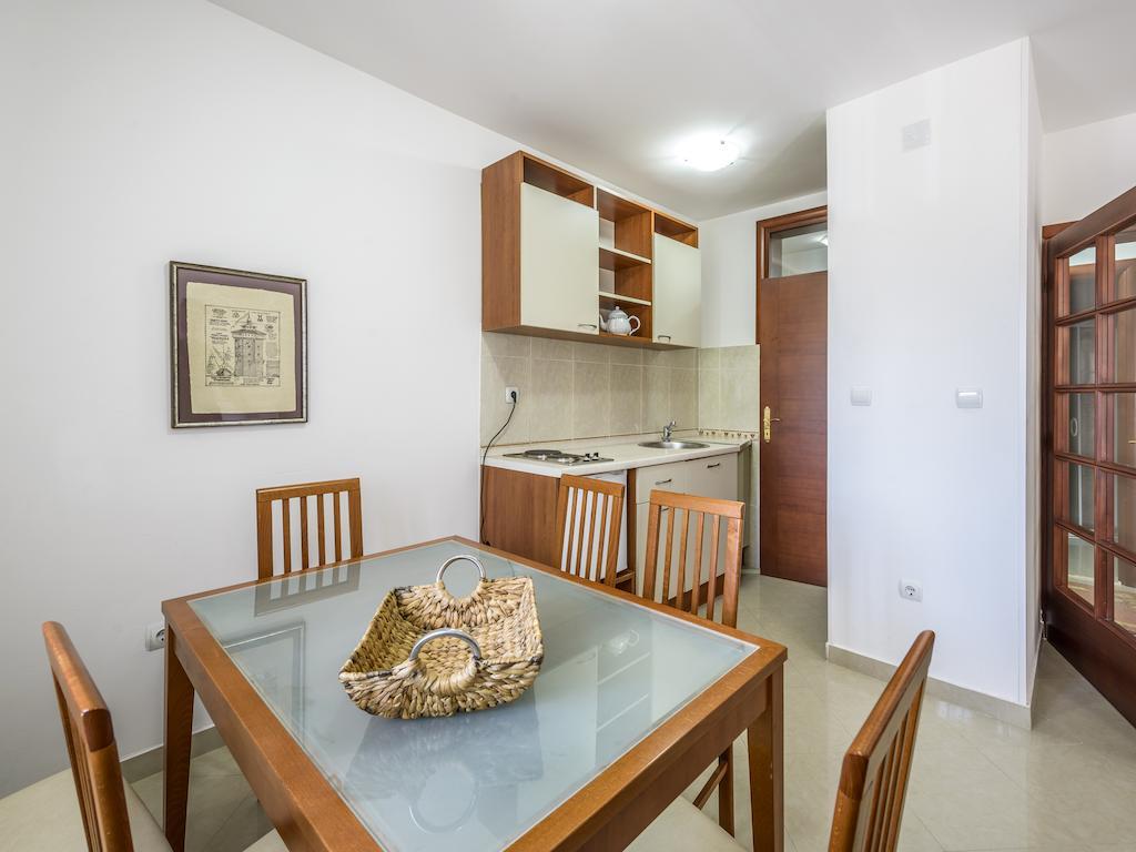 Captain Apartments Budva Zimmer foto